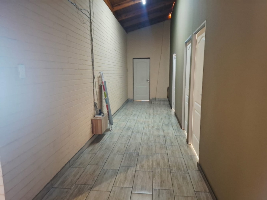 16 Bedroom Property for Sale in Universitas Free State